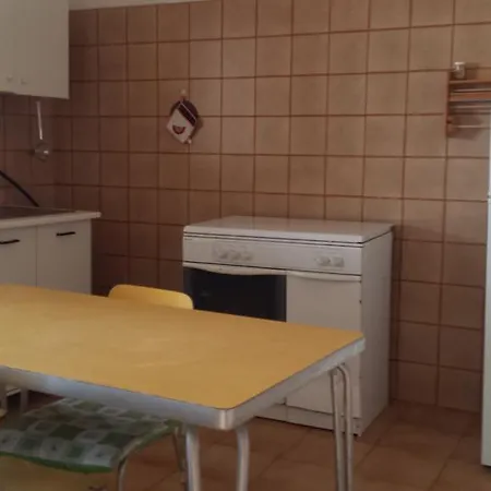 Casa vacanze Delle Camelie Al Mare *